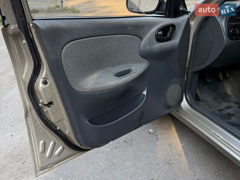 Седан Daewoo Lanos 2008 в Тернополі