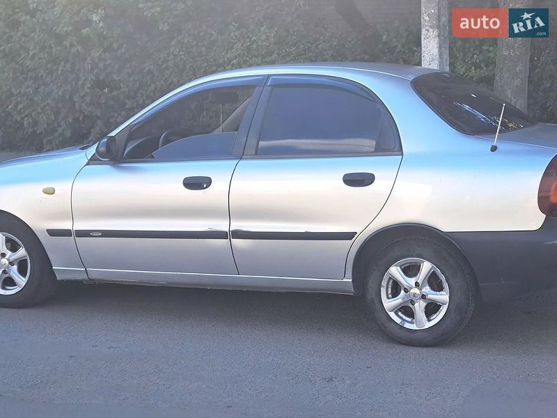 Седан Daewoo Lanos 2008 в Києві