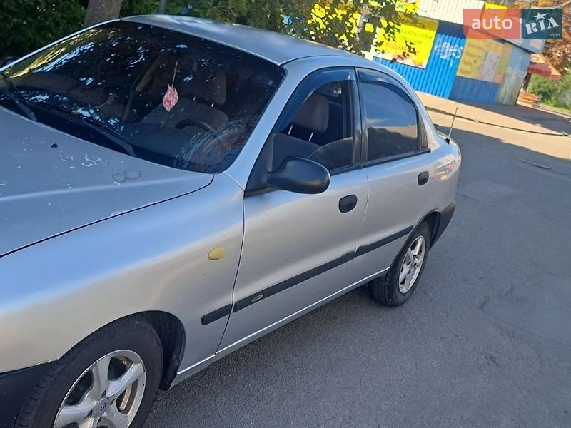Седан Daewoo Lanos 2008 в Києві