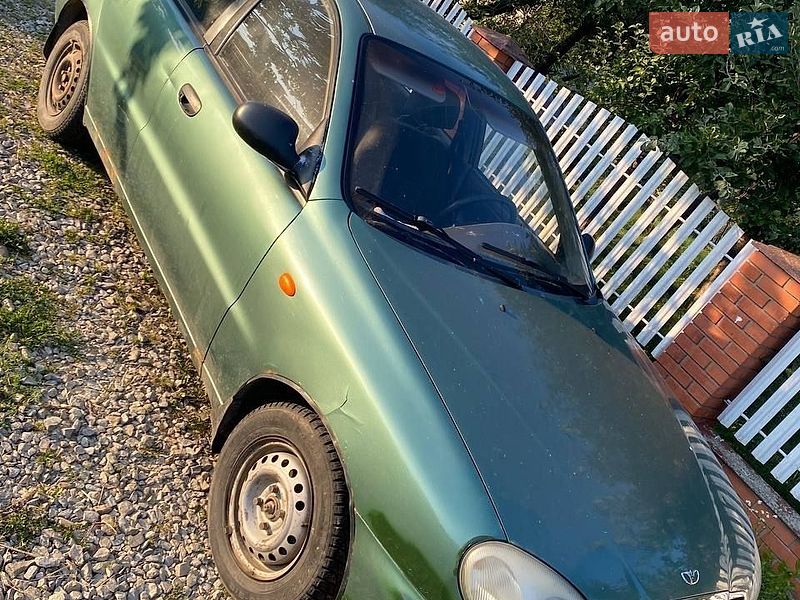 Седан Daewoo Lanos 2009 в Івано-Франківську