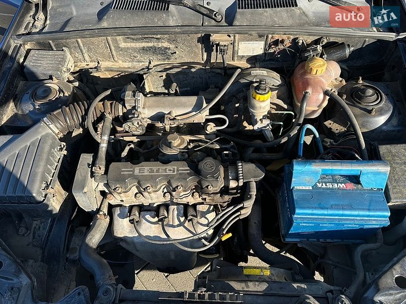 Седан Daewoo Lanos 2007 в Брошневі-Облозі