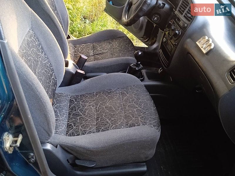 Седан Daewoo Lanos 2005 в Харькове
