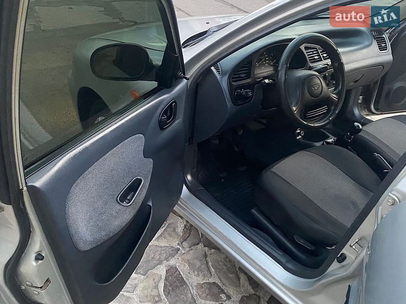 Седан Daewoo Lanos 2005 в Одессе