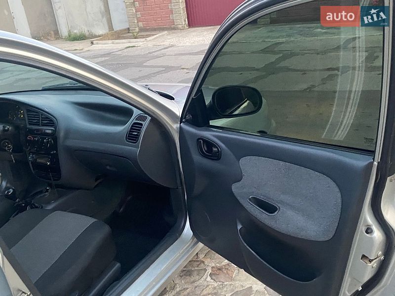 Седан Daewoo Lanos 2005 в Одессе