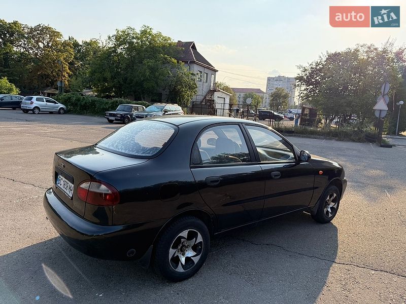Седан Daewoo Lanos 2009 в Львове