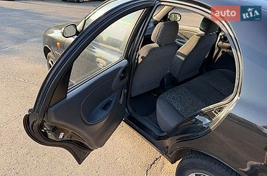 Седан Daewoo Lanos 2009 в Львове