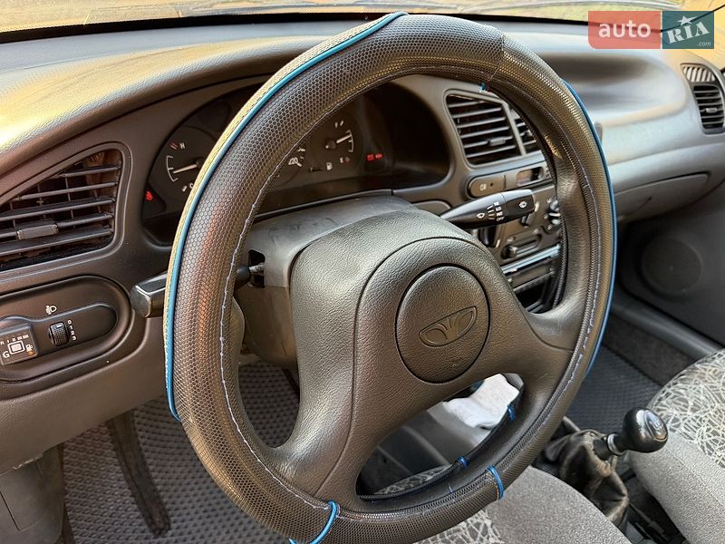 Седан Daewoo Lanos 2009 в Львове