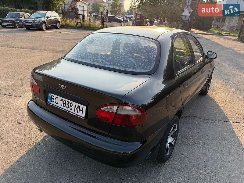 Седан Daewoo Lanos 2009 в Львове