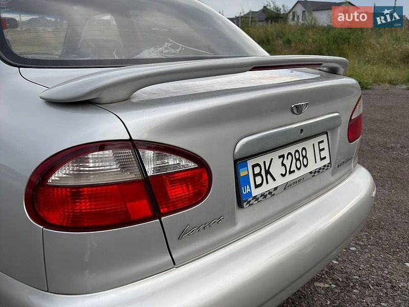 Седан Daewoo Lanos 2004 в Здолбунове