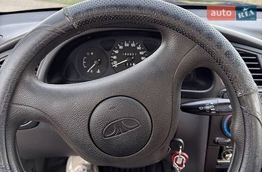 Седан Daewoo Lanos 2004 в Здолбунове
