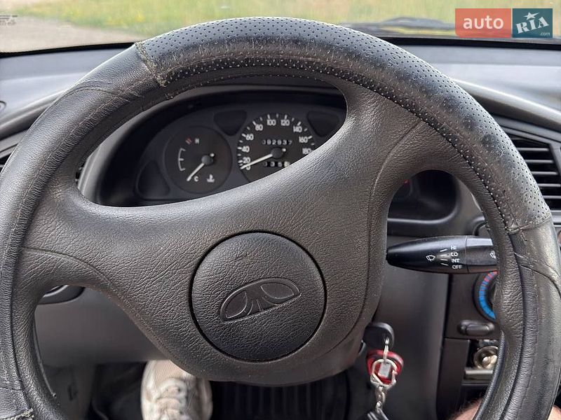 Седан Daewoo Lanos 2004 в Здолбунове