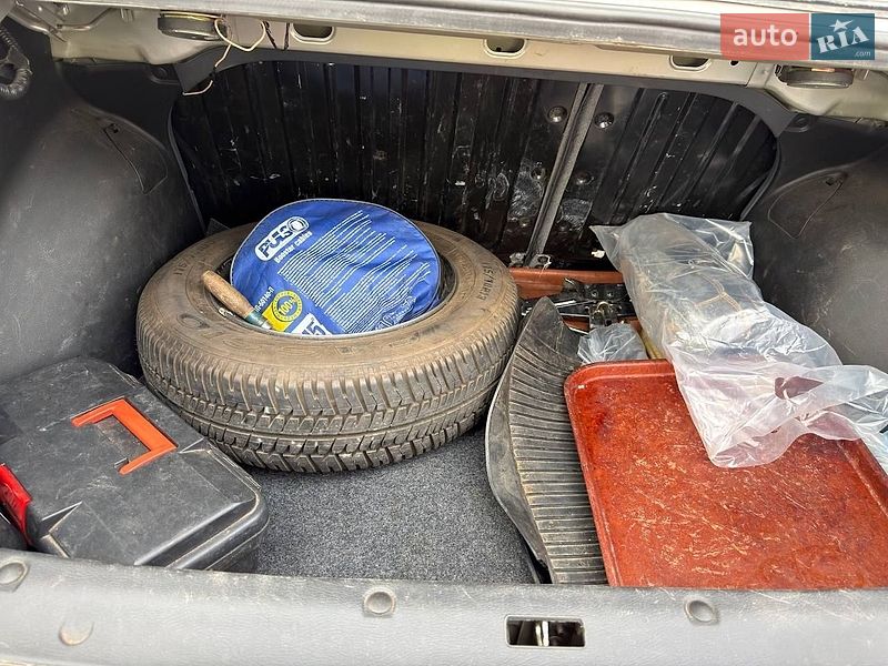 Седан Daewoo Lanos 2004 в Здолбунове
