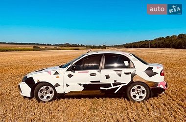 Daewoo Lanos  2006