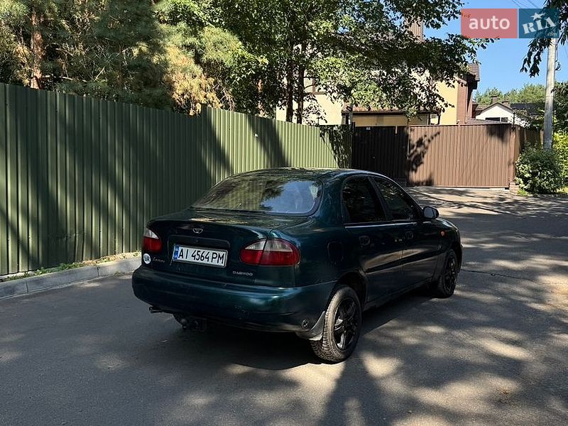 Седан Daewoo Lanos 2003 в Киеве