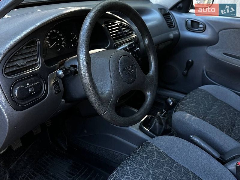 Седан Daewoo Lanos 2004 в Николаеве фото 9 Седан Daewoo Lanos 2004 в Николаеве