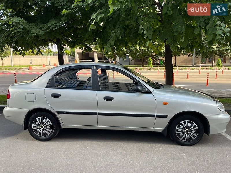 Седан Daewoo Lanos 2004 в Києві