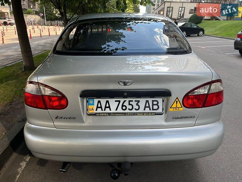 Седан Daewoo Lanos 2004 в Києві