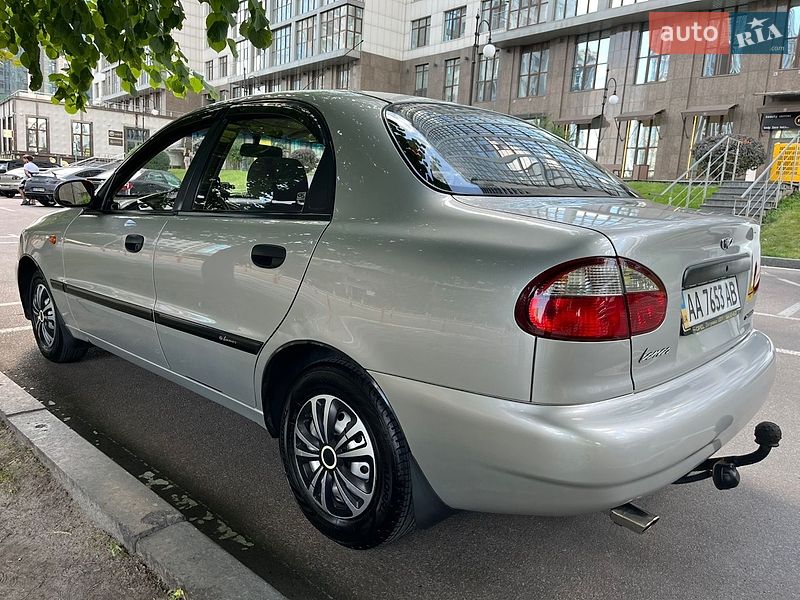 Седан Daewoo Lanos 2004 в Києві