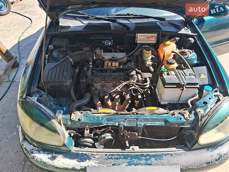 Седан Daewoo Lanos 2004 в Львове