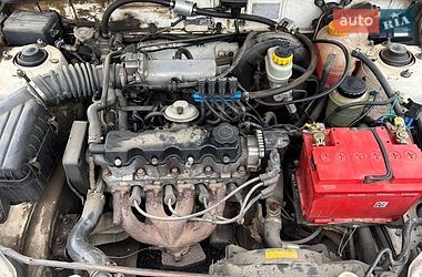 Седан Daewoo Lanos 2006 в Чернівцях