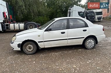 Седан Daewoo Lanos 2006 в Чернівцях
