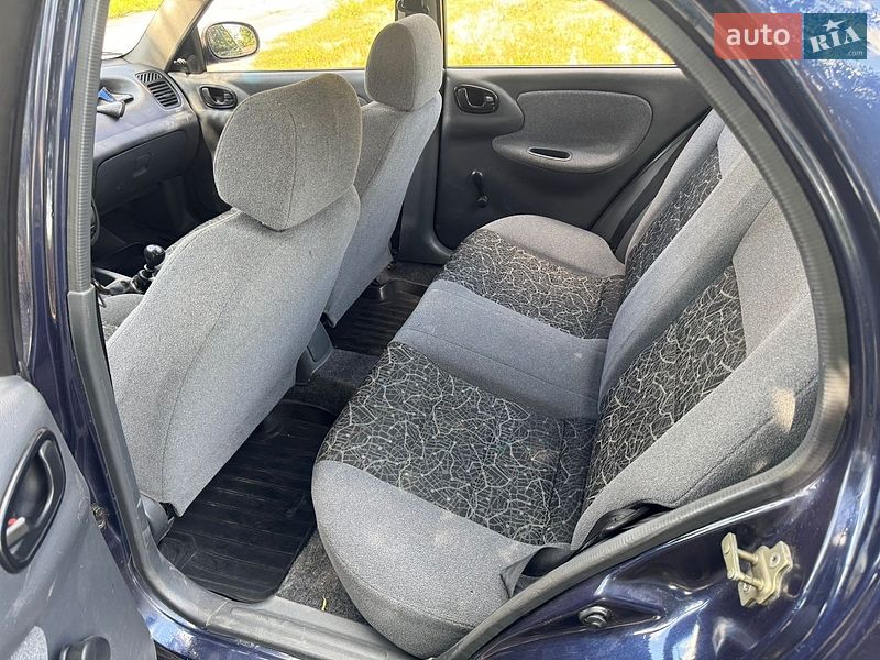 Седан Daewoo Lanos 2006 в Черкасах