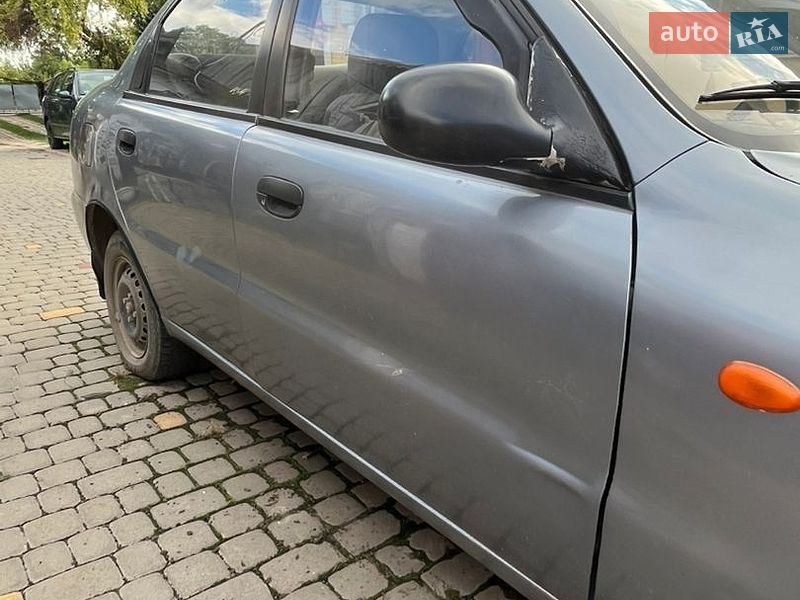 Седан Daewoo Lanos 2005 в Сатанові