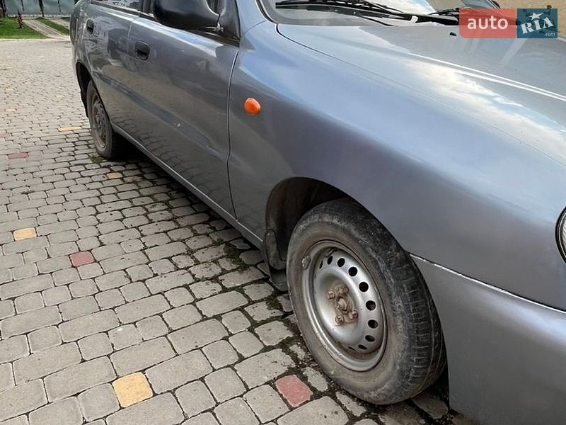 Седан Daewoo Lanos 2005 в Сатанові