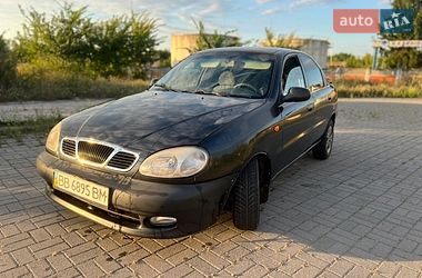 Daewoo Lanos  1998