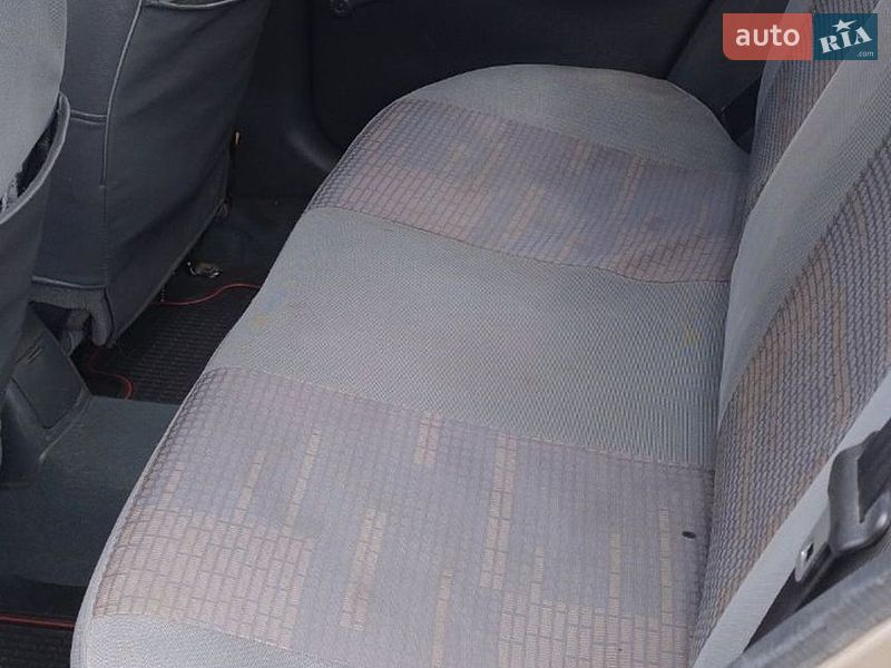 Седан Daewoo Lanos 2008 в Ровно