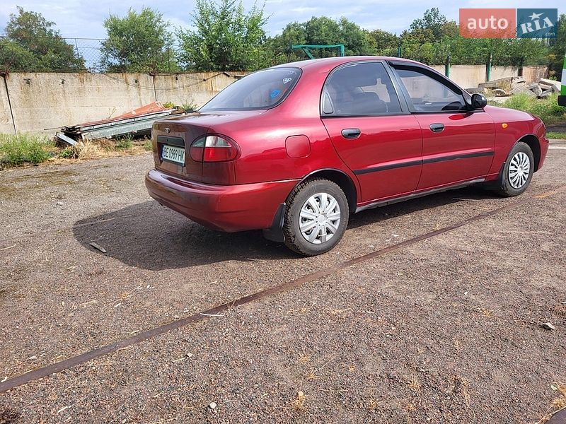 Седан Daewoo Lanos 2006 в Южноукраїнську