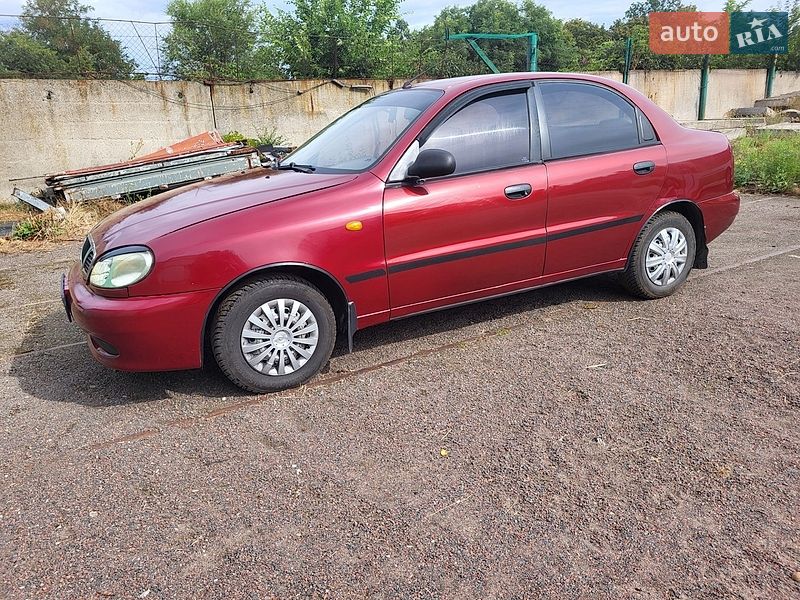 Седан Daewoo Lanos 2006 в Южноукраїнську