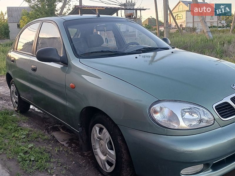 Хэтчбек Daewoo Lanos 2009 в Солоницевке