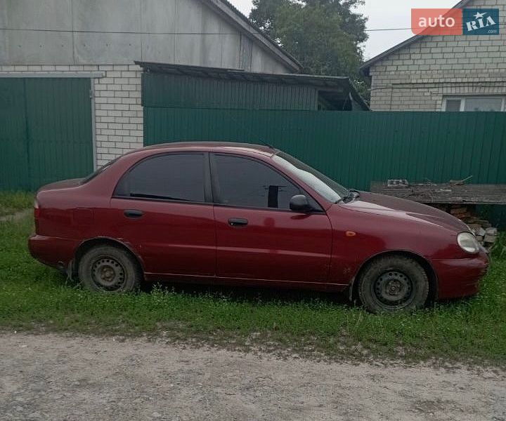 Седан Daewoo Lanos 2004 в Бобровице