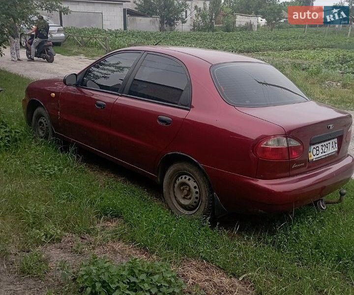 Седан Daewoo Lanos 2004 в Бобровице