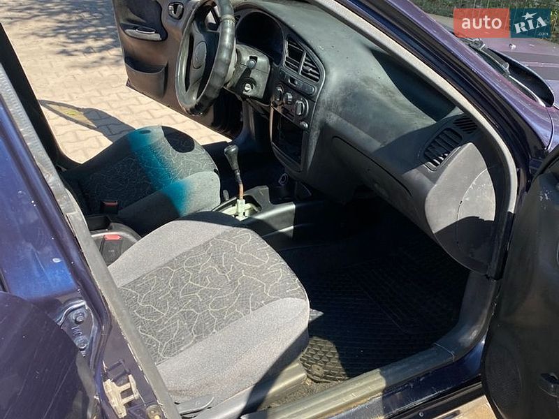 Седан Daewoo Lanos 2005 в Кривом Роге