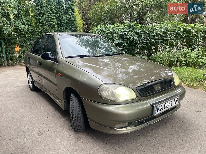 Седан Daewoo Lanos 2002 в Рівному