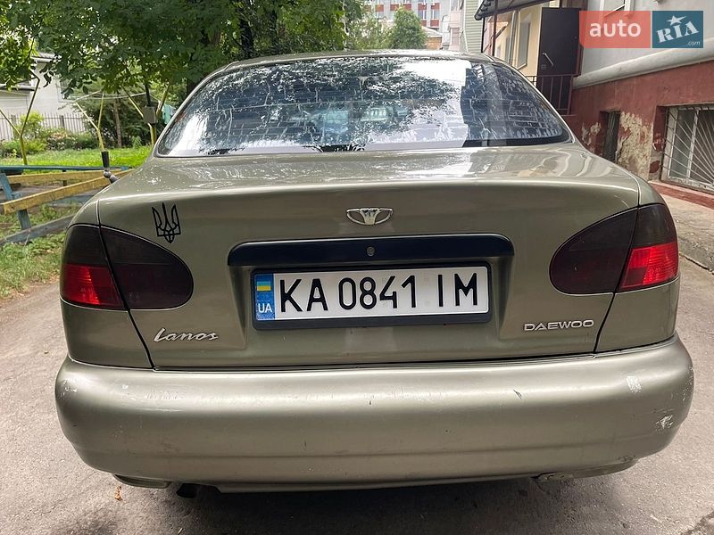 Седан Daewoo Lanos 2002 в Рівному