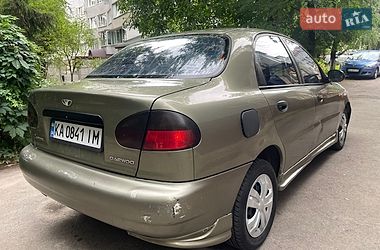 Седан Daewoo Lanos 2002 в Рівному