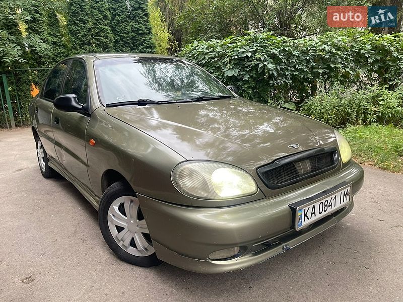Седан Daewoo Lanos 2002 в Рівному