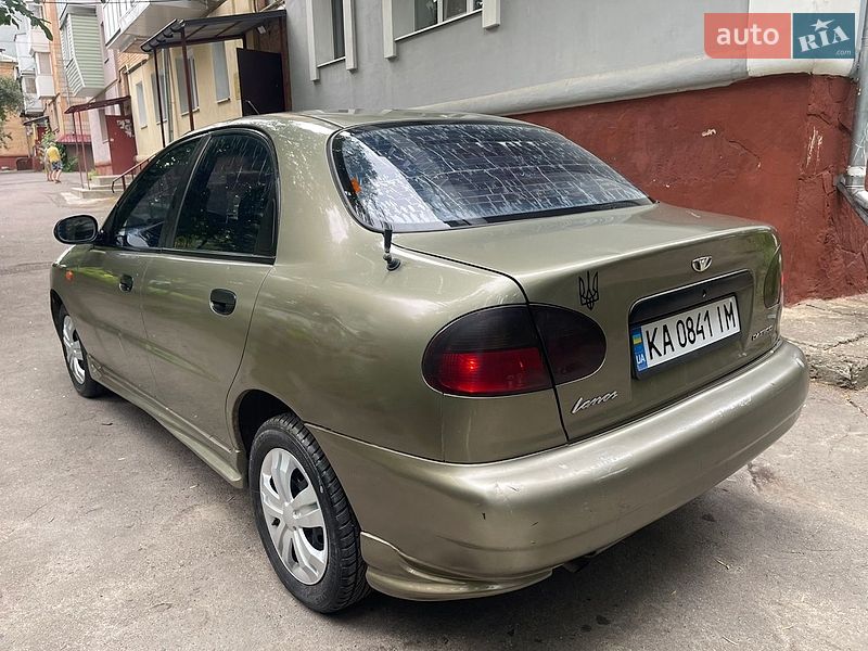 Седан Daewoo Lanos 2002 в Рівному