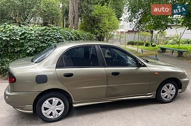 Седан Daewoo Lanos 2002 в Рівному