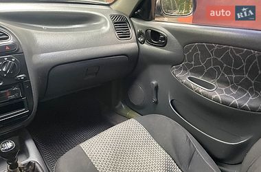 Седан Daewoo Lanos 2002 в Рівному