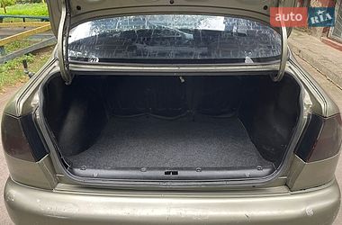 Седан Daewoo Lanos 2002 в Рівному