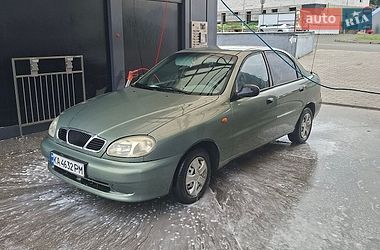 Седан Daewoo Lanos 2006 в Малині