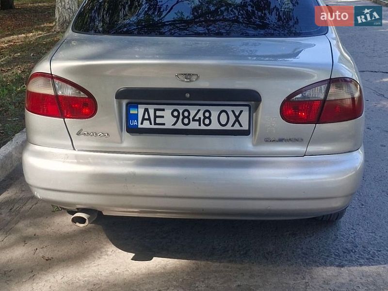 Седан Daewoo Lanos 2004 в Вольногорске