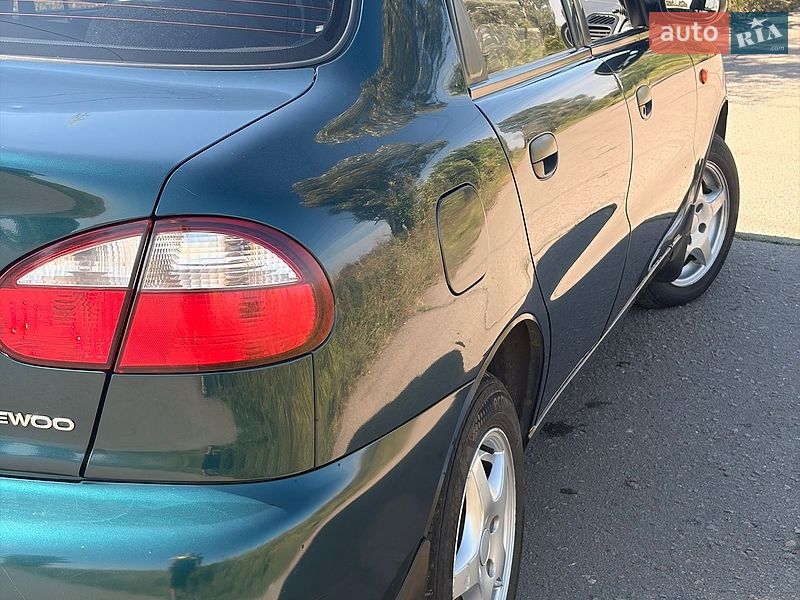 Седан Daewoo Lanos 2003 в Днепре