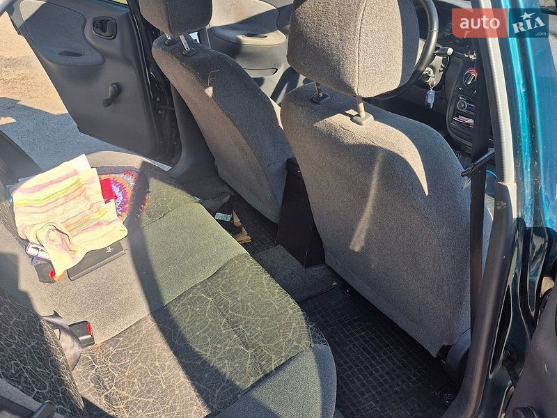 Седан Daewoo Lanos 2006 в Дніпрі