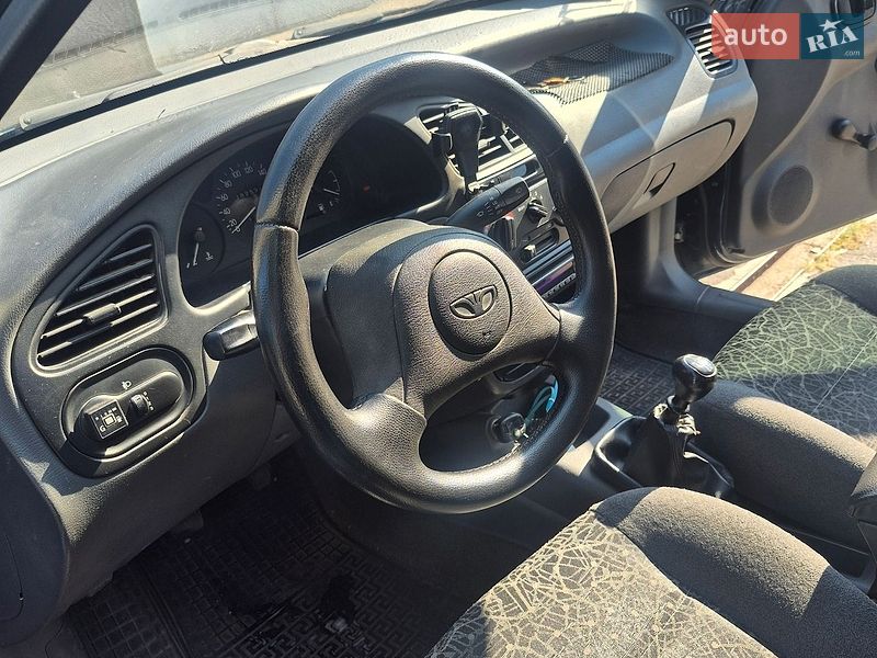 Седан Daewoo Lanos 2006 в Дніпрі