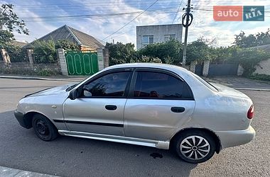 Daewoo Lanos  2004